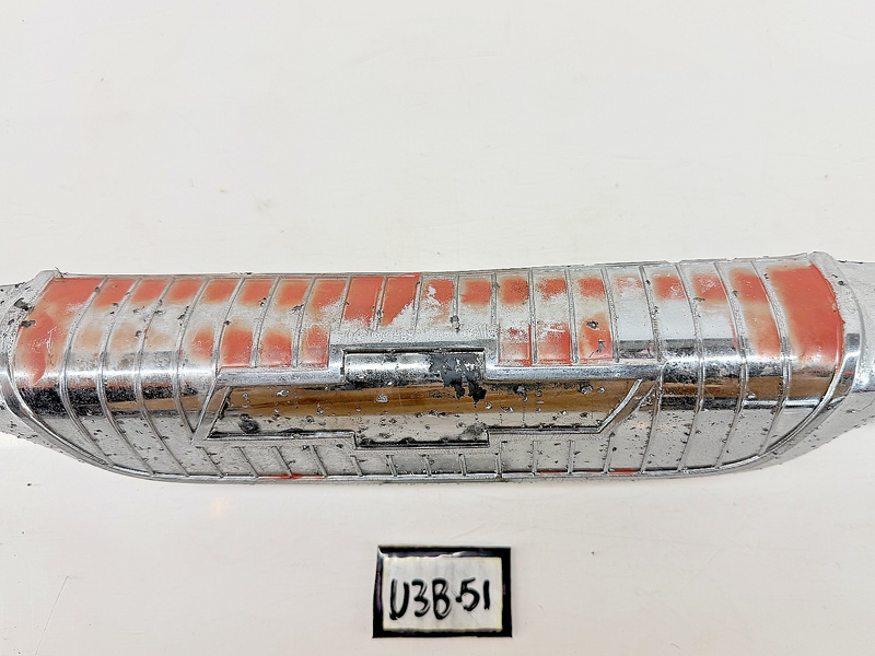Vintage OEM 1956 1957 Chevrolet Truck Chrome Hood Emblem Ornament 3725689 U3B-51