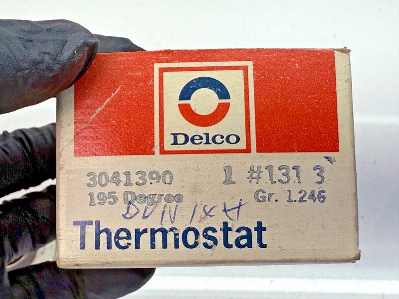 NOS 1966 -79 Chevy Corvette 427 A.I.R 195 Degree Thermostat Delco 3041390 C20-40