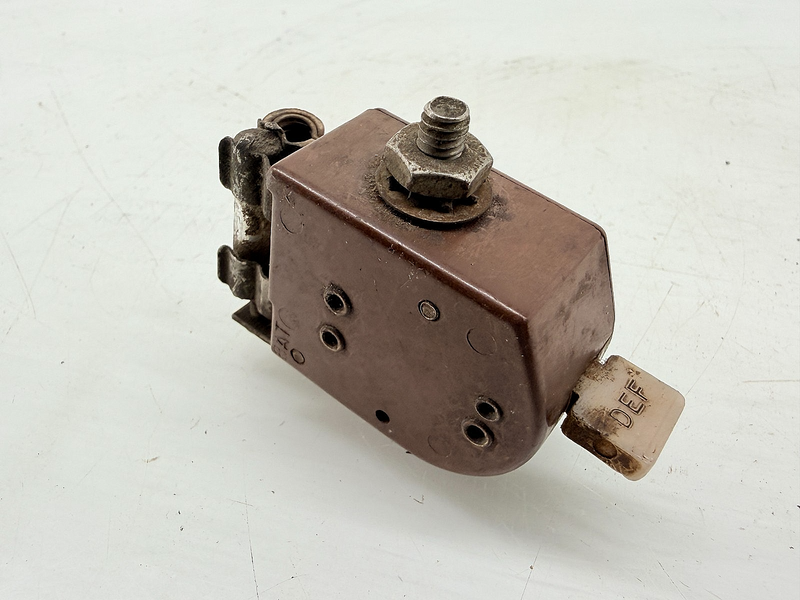 NOS 1936 - 1948 Chevy Heat Switch RG47 Delco Remy C67-184