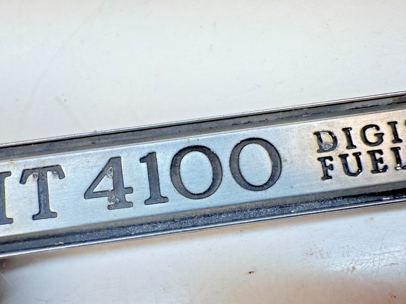 Cadillac HT 4100 Digital Fuel Injection Emblem Eldorado Deville HT4100 E7-62