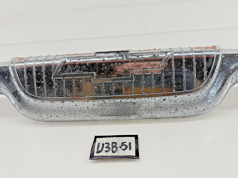 Vintage OEM 1956 1957 Chevrolet Truck Chrome Hood Emblem Ornament 3725689 U3B-51