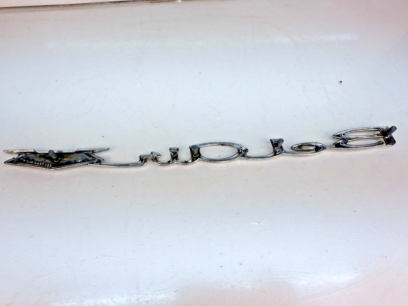 OEM 1965 1966 Chevy BelAir Chrome Script Quarter Panel Emblem Trim 4497068 E7-5