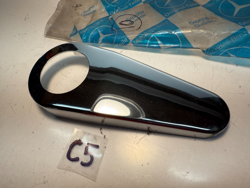 NOS Mercedes R107 SL 300 350 450 380 560 500SL Seat Hinge Cover 1079130528 C5-10