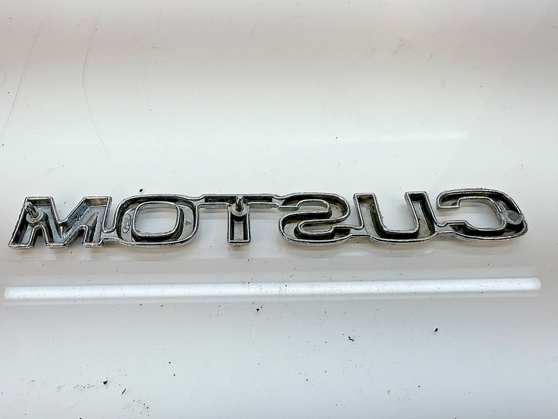 1980-1986 FORD F150 F250 TRUCK BRONCO CUSTOM FENDER EMBLEM E0TB-16B114-CC E8-68