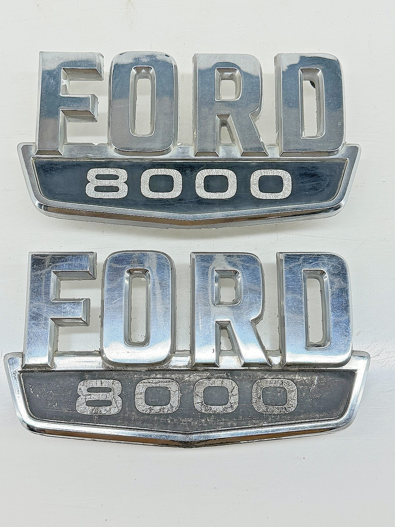 VINTAGE OEM 1970 FORD TRACTOR TRUCK 8000 PAIR HOOD SIDE EMBLEM D0HB80020A68A C66