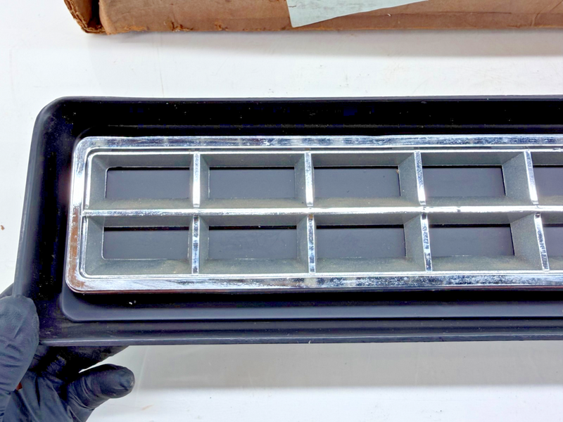 NOS 1972 Mercury Marquis Brougham Taillight Panel Trim Emblem D2MB-17224A B41-11