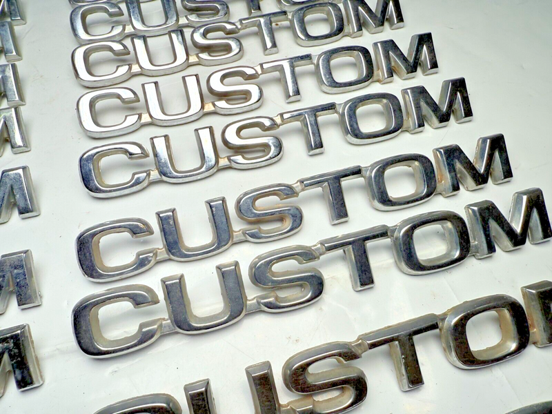 (1) OEM 1980 - 1986 Ford F150 F250 BRONCO CUSTOM Emblem 81 82 83 84 85 B32-183