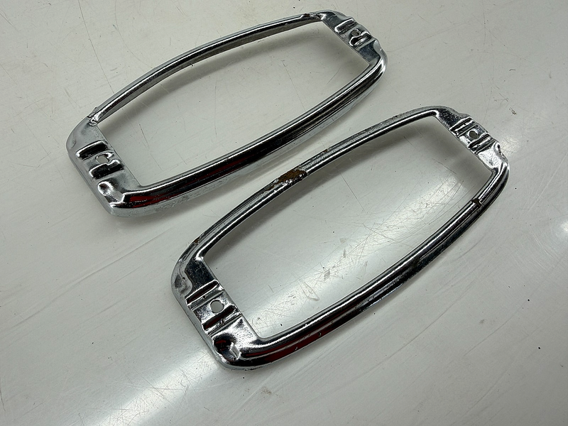 OEM 1941 1942 1946 1947 1948 GM Chevrolet Car Taillight Trim Bezel E7-105