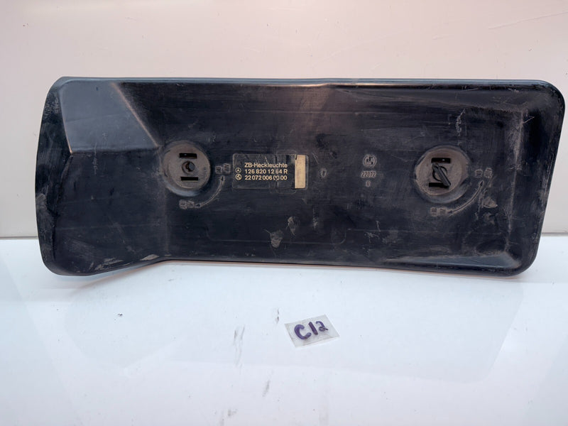 OEM 1981 - 1991 Mercedes W126 C126 Rear Right Tail Light Lamp Back Housing C13-2