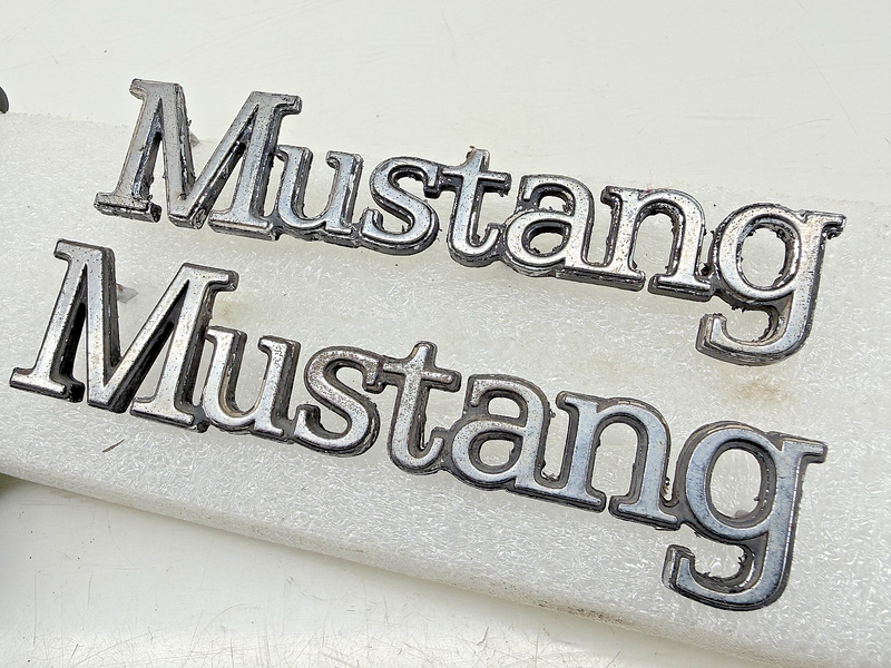 OEM 1974 - 1978 Ford Mustang Chrome Emblem Pair D5ZB-16B114-AA E9-59