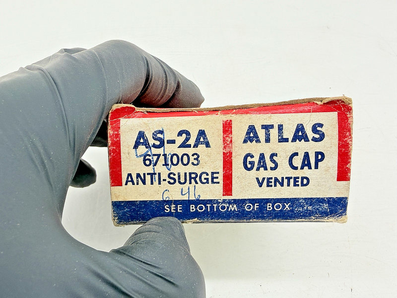 NOS VINTAGE 1968 - 1970 Chevelle ATLAS VENTED GAS CAP AS-2A 671003 C64-92