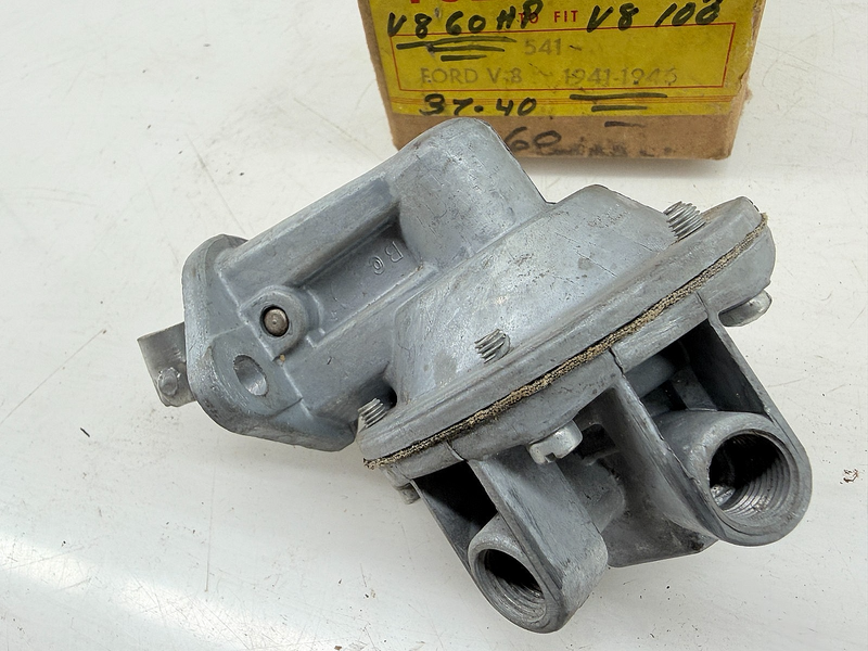 NOS Crown 1937 - 1945 Ford Mercury V8 Fuel Pump Type 541 C75-64