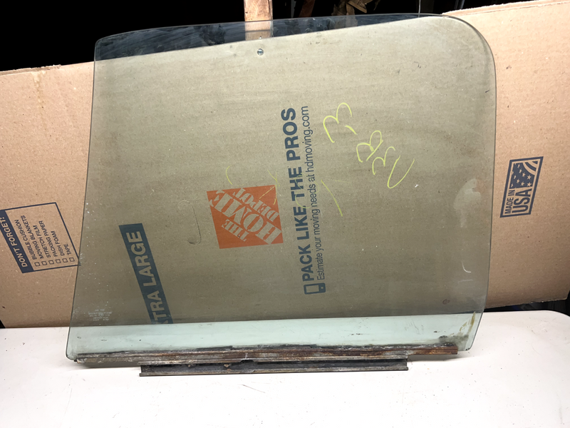 73-80 Chevy GMC K5 Blazer Suburban RH DOOR GLASS WINDOW GREEN SQUARE BODY U3B-3