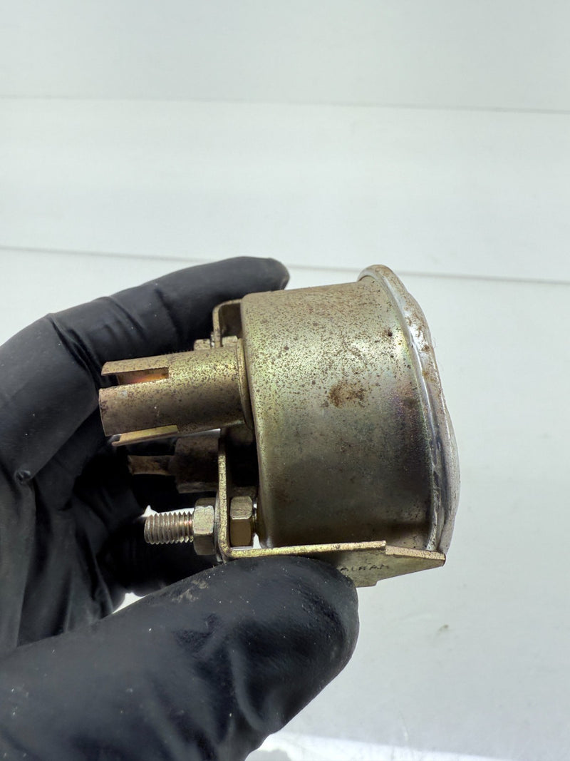 Used Dorman Champ 7-153 Oil Pressure Gauge C38-32