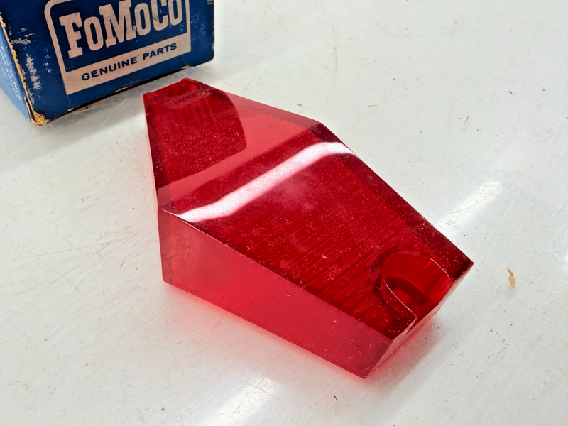 NOS 1965 FORD MERCURY COMET VILLAGER WAGON LH TAILLIGHT LENS C5GY-13451-C C57-76
