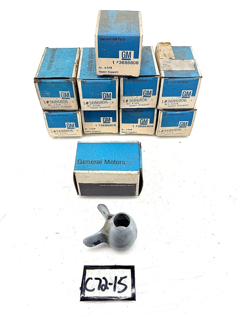 (1) NOS  1948 - 1953 Chevy GMC Trucks Shift Control Upper Support 3686806 C72-15