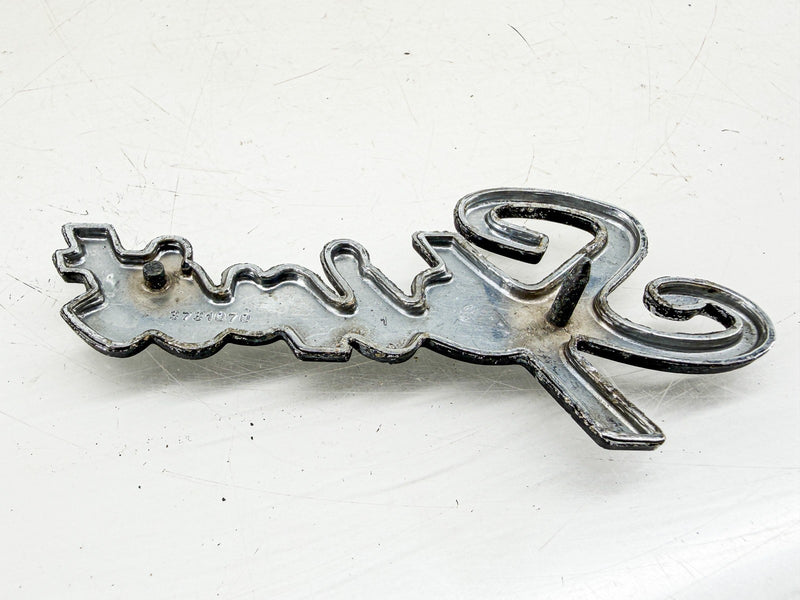 OEM 1979 - 1983 AMC SPIRIT SCRIPT FENDER EMBLEM 3731070 E10-76