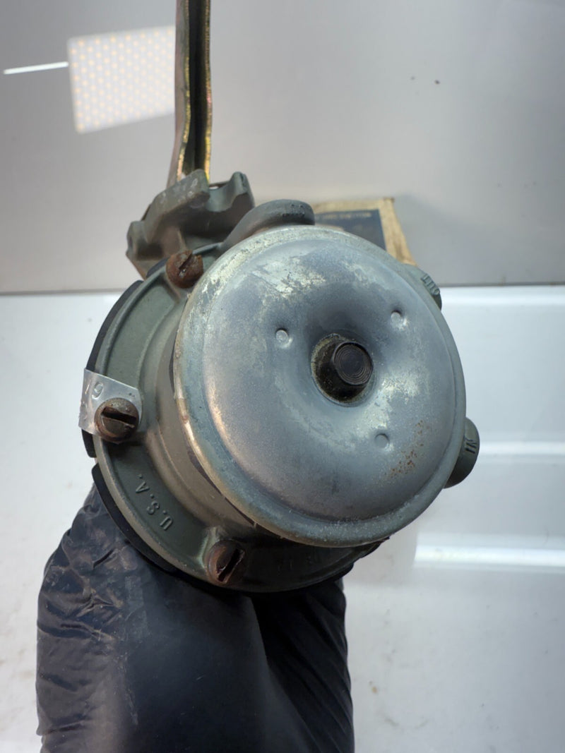 NORS Oldsmobile 88 98 F-85 w/ 330 Engine 1964 Mechanical Fuel Pump 6705 64 F-83