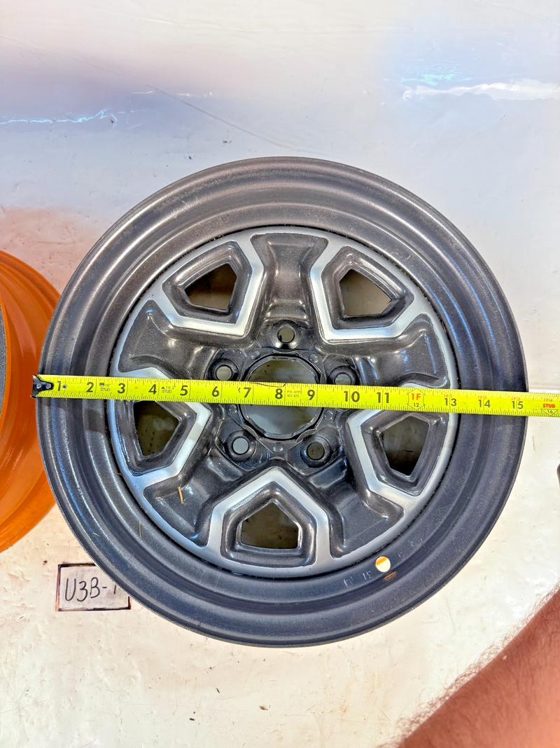 OEM 1982 - 1993 GM S10 4x2 Steel Rally Wheel 14x6 Styled 14077046 U38-1