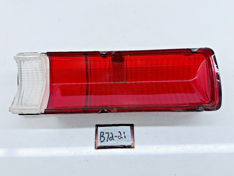 NOS 1969 Mercury Full Size RH Tail Light Lens SAE-TSDBR-69MY P165 FORD B72-21
