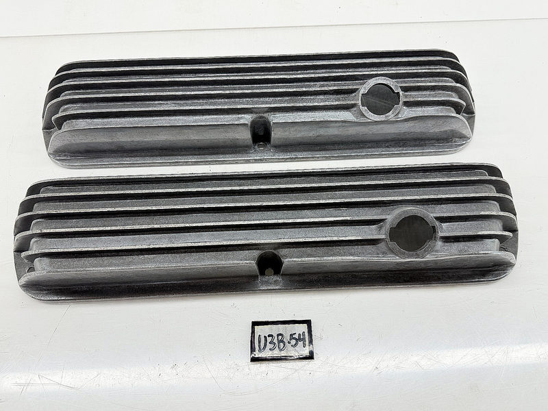 Cal Custom 40-1017 Finned Aluminum Valve Covers Ford SBF 260 289 302 351W U3B-54