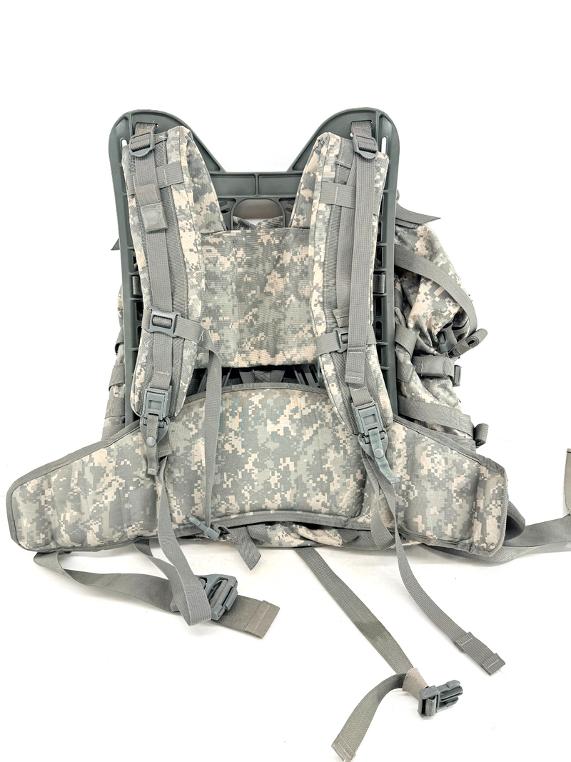 US Army MOLLE II Modular Lightweight Rucksack Backpack ACU/UCP Digital Camo 2