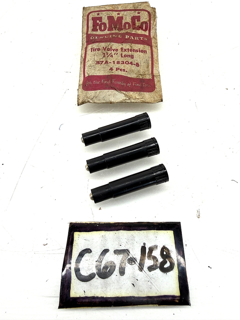 NOS 1957 Ford / Thunderbird Fairlane Tire Valve Extension B7A-18304-B C67-158