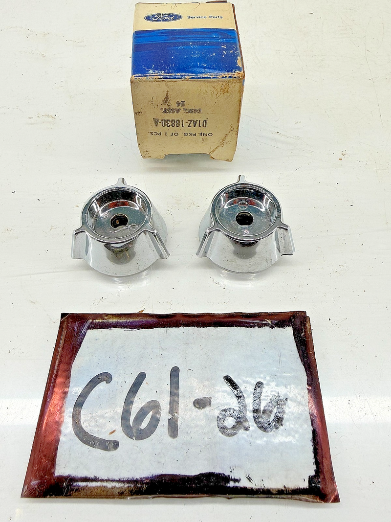 NOS 1971 1972 Ford Galaxie Radio Knobs D1AZ-18830-A C61-26