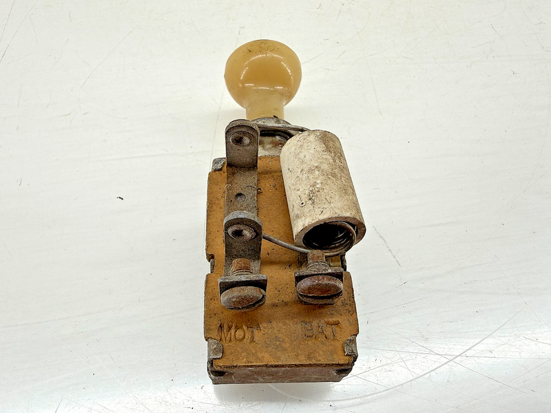 OEM 1941 - 1951 Ford Aetna Motor Products 3-Position Accessory Switch E7-127