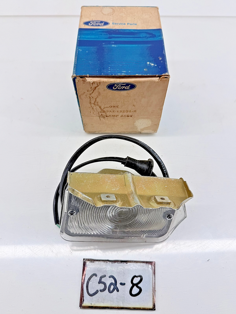 NOS 1969 1970 Ford Custom Galaxie 500 XL LTD Brougham LH FRONT PARKING LAMP BODY