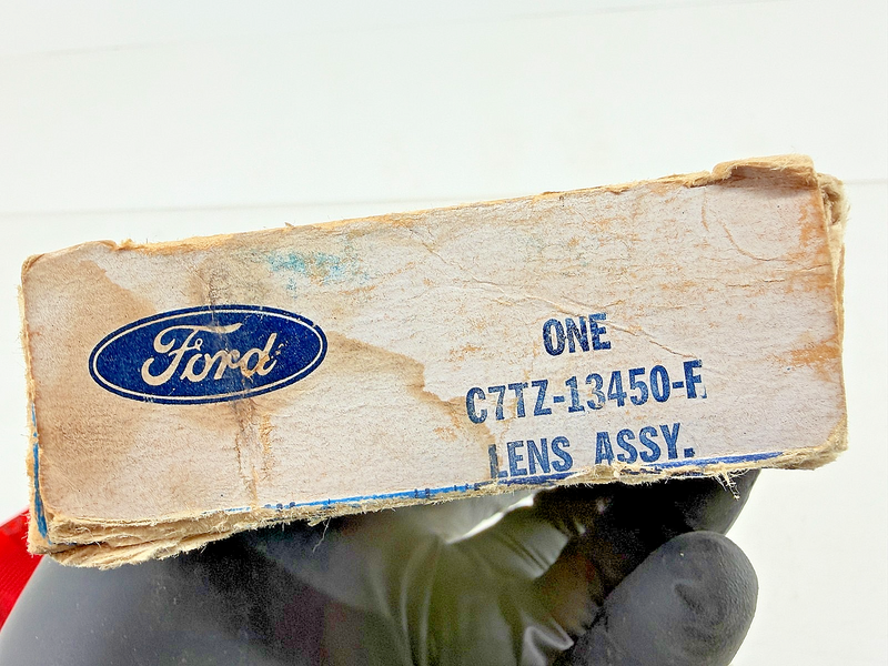 NOS 1967 - 1977 Ford Bronco Taillight Brake Light Lens C7TZ-13450-F C68-27