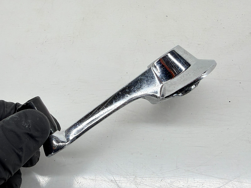 OEM 1963 - 1964 Ford Galaxie Mercury Window Crank Handle C4AB-6223348-A C67-87