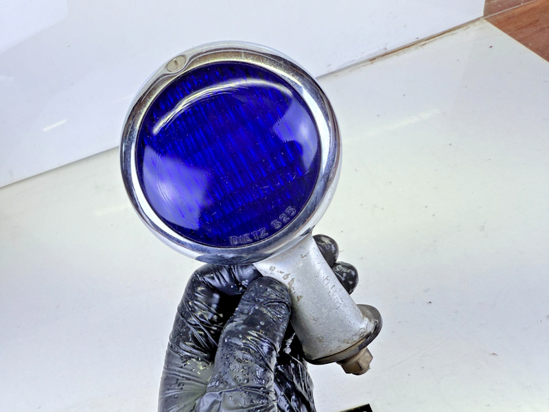 Vintage Dietz 310 Blue Light 525 Glass Lens Fire Ambulance Police RAT ROD C27-12