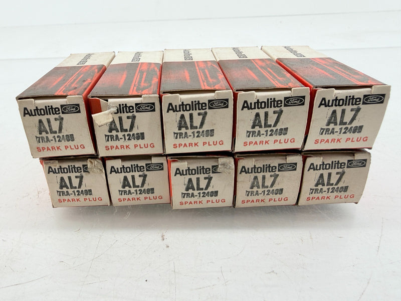 NOS 1949 - 1953 / 1961 - 1963 FORD Spark Plugs 352-390 - 406 FE 7RA-12300-C C66