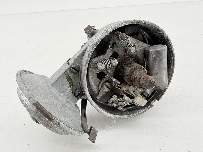 NOS 1960 - 1964 Ford Mercury Falcon Comet Distributor C2DF-12127-G C61-3