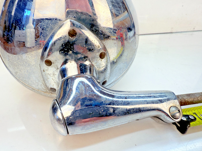 VINTAGE UNITY MODEL S6 SPOTLIGHT SEARCH LIGHT CAR TRUCK LIGHT Chrome Rod B66-3