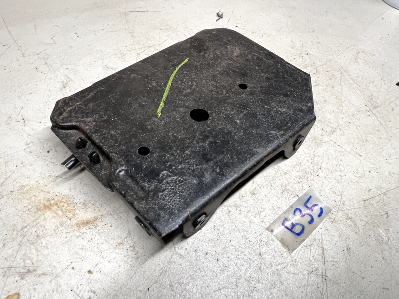 OEM 1970 Chevy Impala Radiator Grille RH Bracket 3957292 B35-1