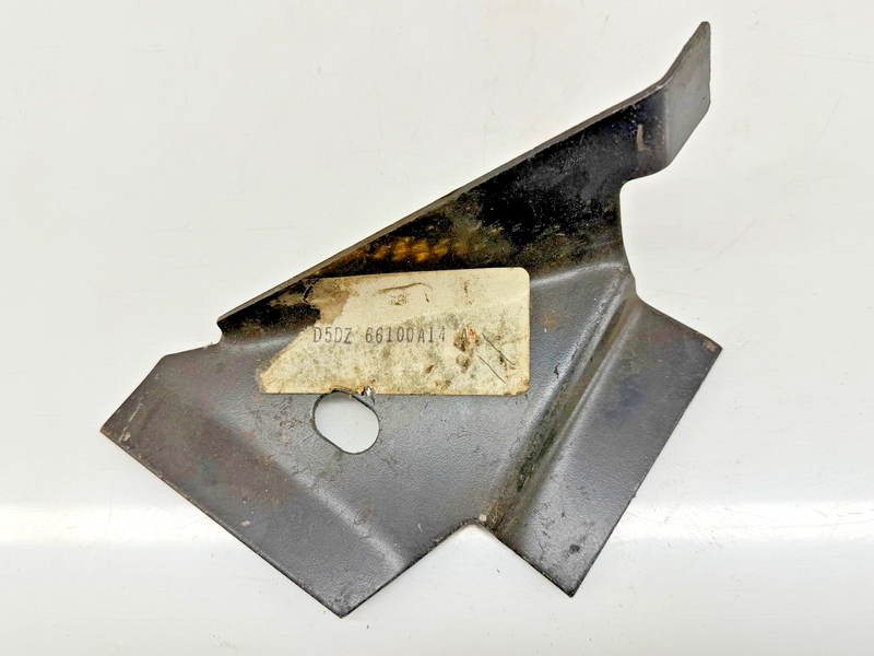 NOS 1975 Ford F100 F250 BRACKET SHEILD D5DZ-66100A14-A C60-56