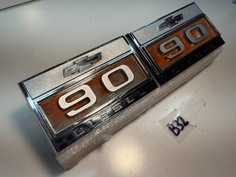 Original OEM Chevy Truck C90 C 90 Fender Emblem Badge SET GM 672398 B32-38