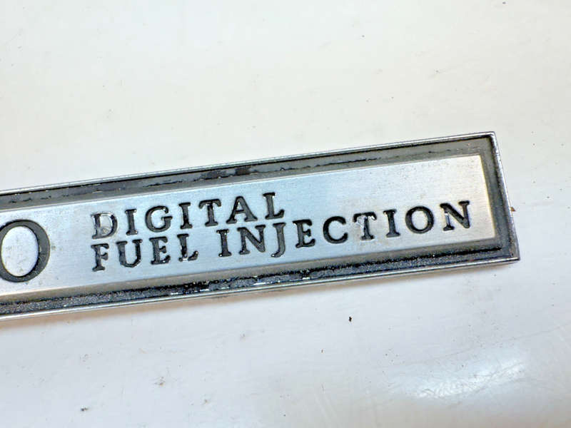 Cadillac HT 4100 Digital Fuel Injection Emblem Eldorado Deville HT4100 E7-62