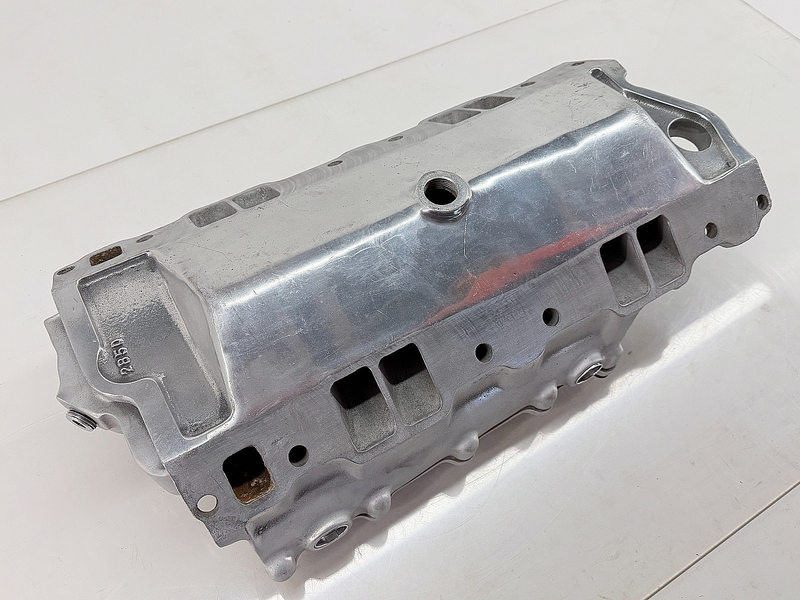 Edelbrock SY1 Smokey Yunick Cross Ram Intake Manifold SBC 283 302 327 350 #2850