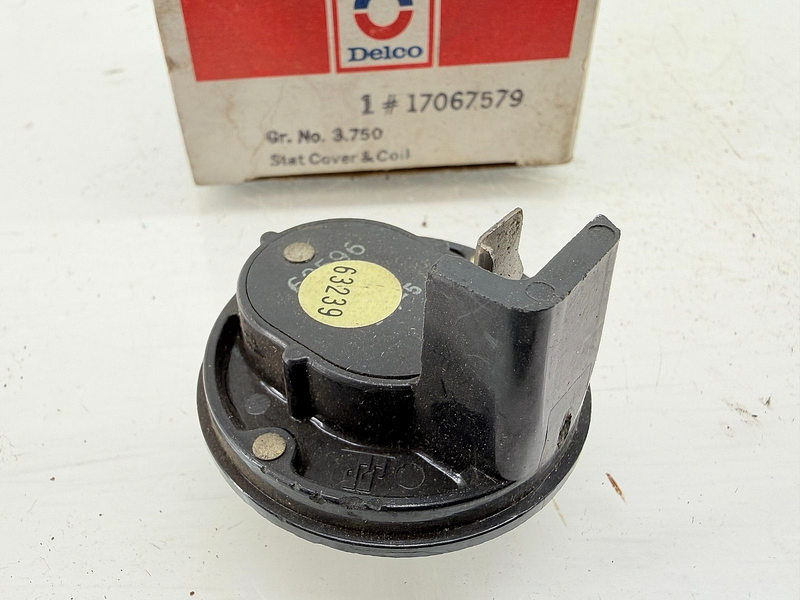 NOS 1980 GM ROCHESTER DELCO STAT COVER & COIL 17067579 C64-19