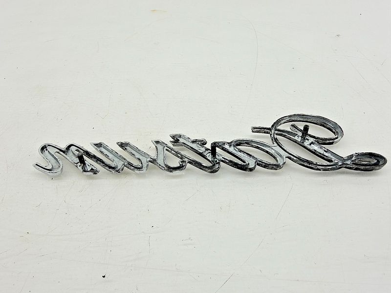 OEM 1970 - 1978 DATSUN SUNNY B110 1200 240Z 260Z 280Z TRUNK SCRIPT EMBLEM E9-116