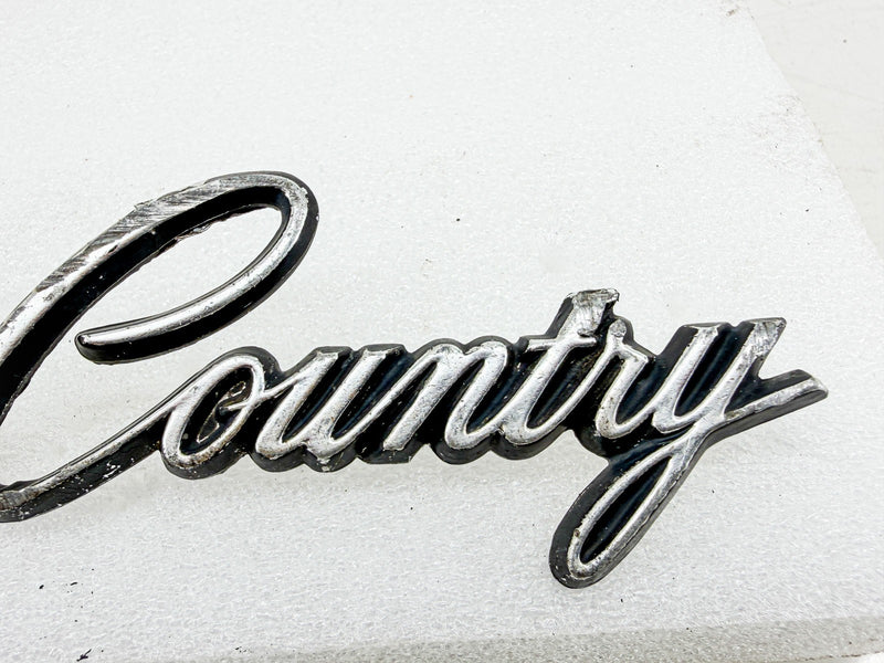 OEM 1969 - 1978 CHRYSLER TOWN & COUNTRY SCRIPT EMBLEM 2902894 E10-69