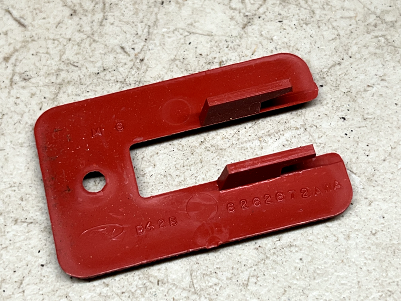 NOS FORD D7FZ 6262672 1974-80 MUSTANG SEAT BACK RELEASE HANDLE BEZEL RED B28-41