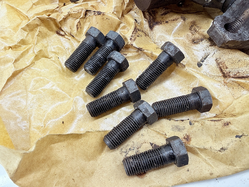 NOS OEM 1970-1976  Ford Truck LN 600 6000 U-Joint Fuller 610 Transmission B52-27