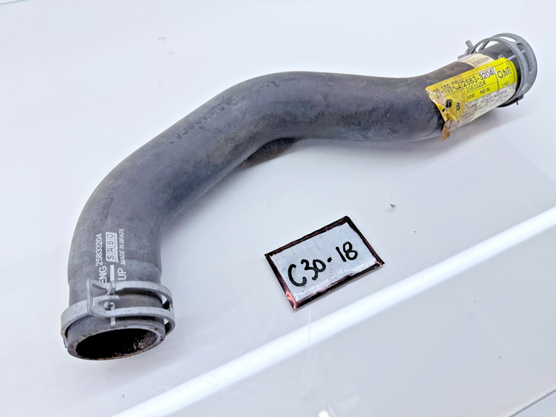 OEM GM 2006-2010 Chevrolet GMC Silverado Sierra Radiator Inlet Hose 25833204 C30