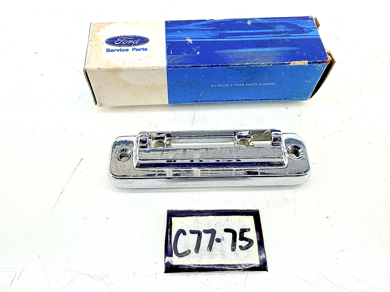 NOS 1966 - 1968 FORD COUNTRY SQUIRE FAIRLANE WAGON ROOF RACK SUPPORT C77-75
