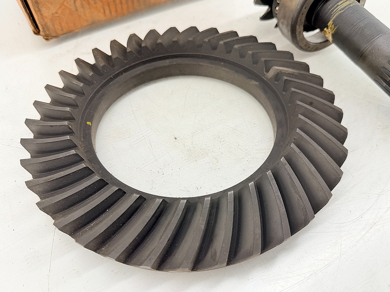 NOS 1937 1938 1939 CHEVROLET 4.22 RING PINION GEAR SET GM 602443 C73-9