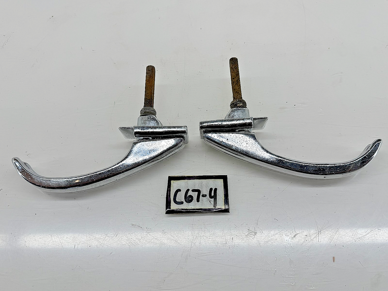 Vintage 1942 - 1947 FORD PASSENGER CAR PAIR OUTSIDE DOOR HANDLES C67-4